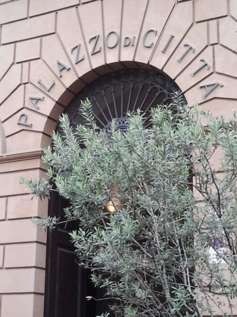 Comune, presentato il Bilancio di previsione 2013: in arrivo tagli e sacrifici